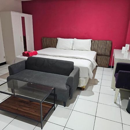 Mega Stay Near Mall Kelapa Gading Jakarta Exterior foto